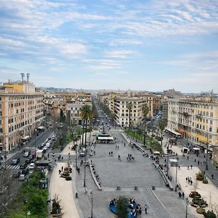 Domus Risorgimento Vatican View *